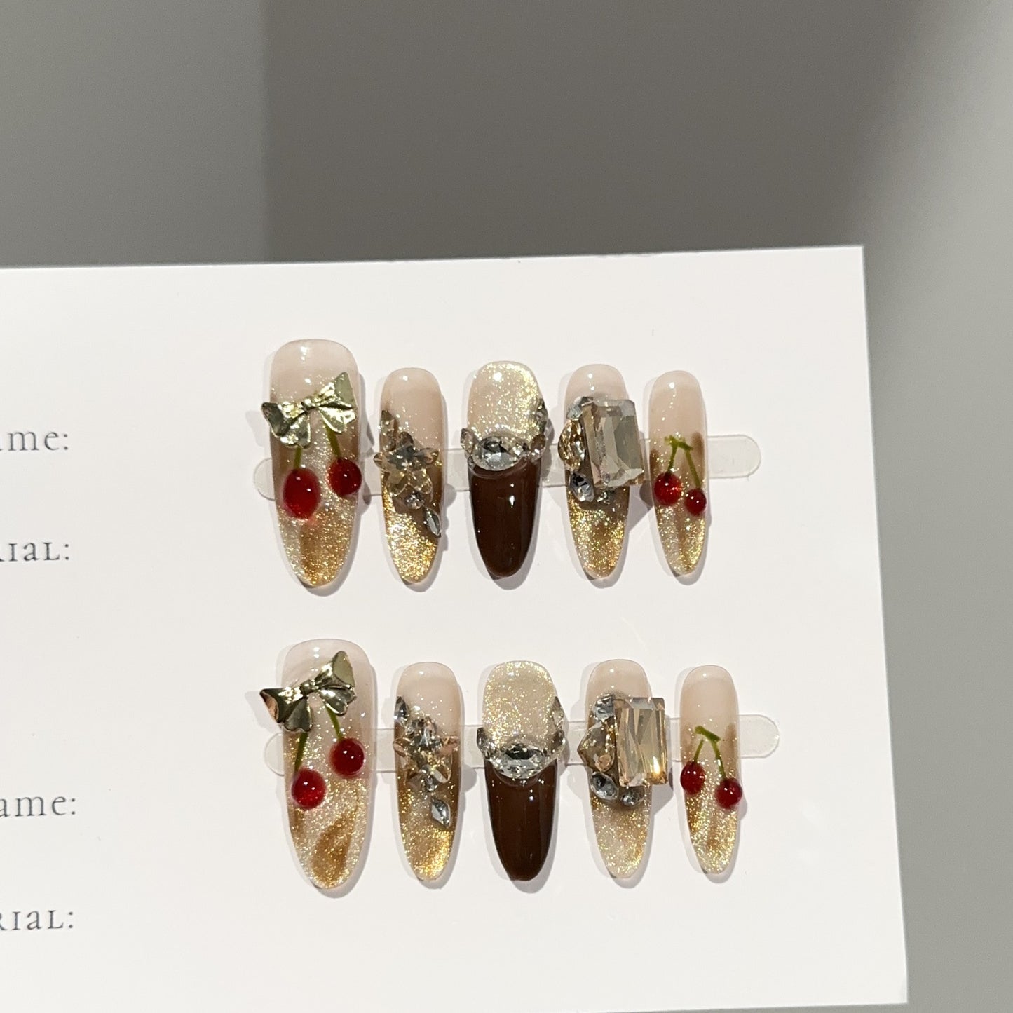 Handmade Press On Nails C356