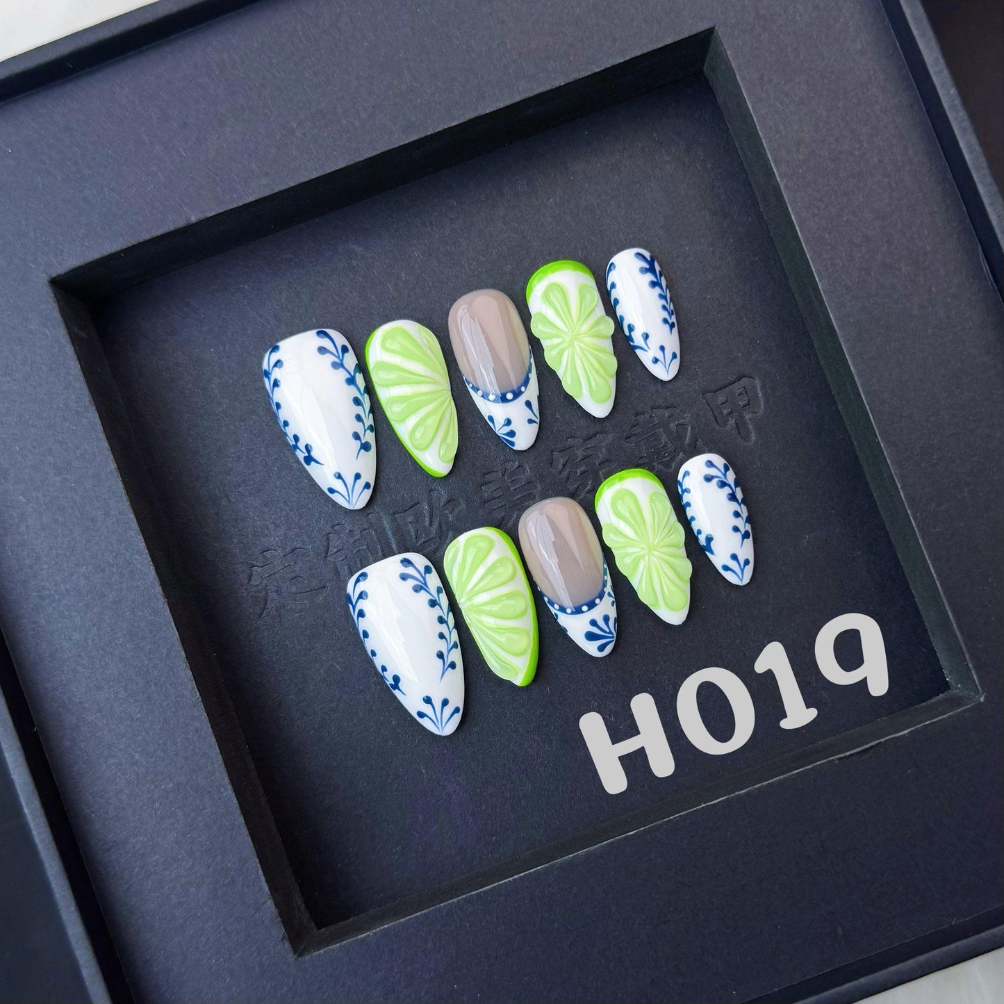 Handmade press on nail H019