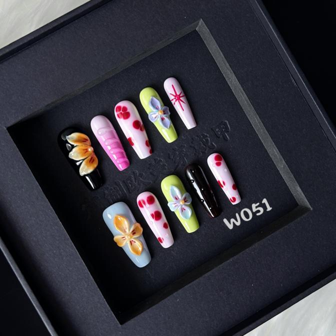 Handmade press on nail W051