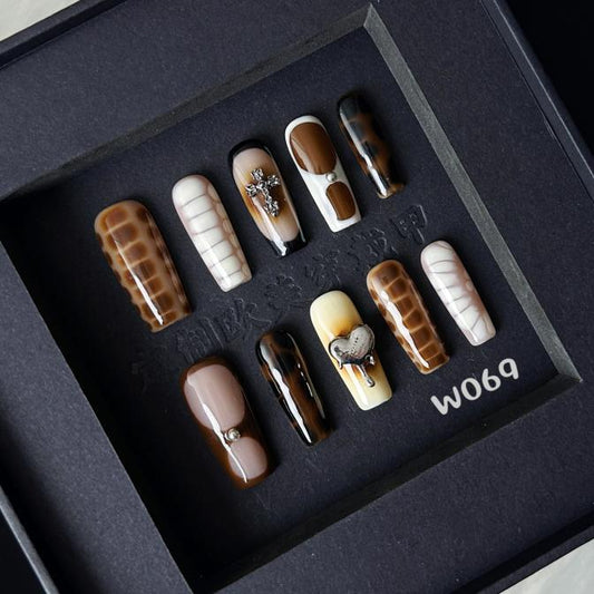 Handmade press on nail W069