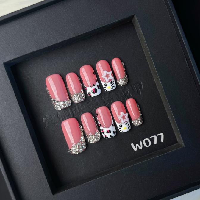 Handmade press on nail W077