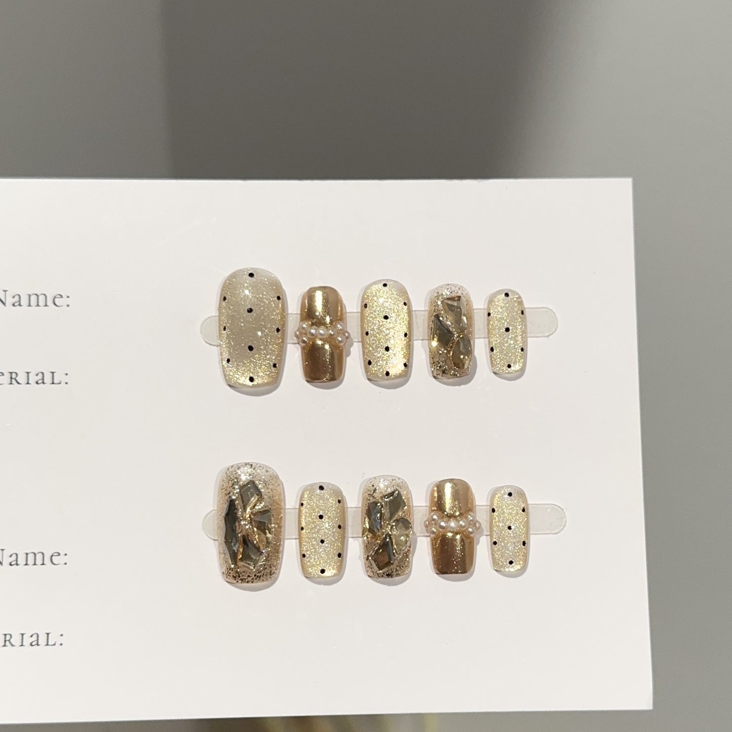 Handmade Press On Nails C370