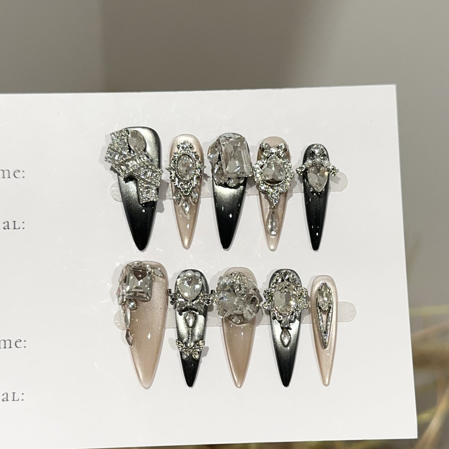 Handmade Press On Nails C393