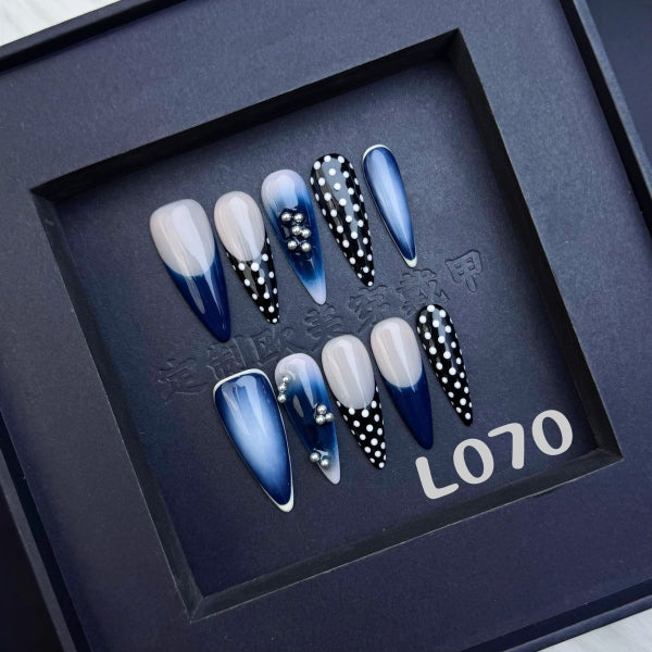 Handmade press on nail L070