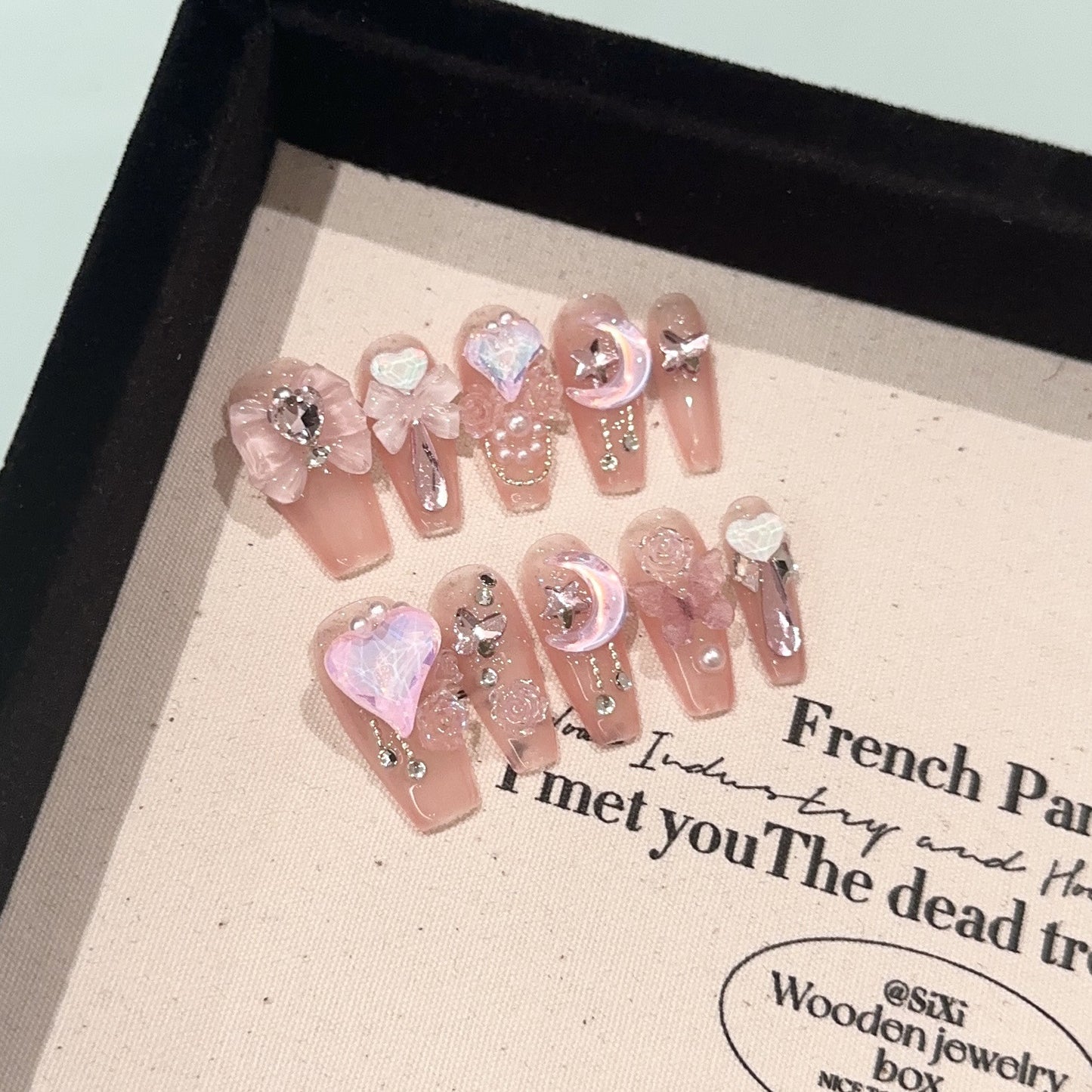 Handmade Press On Nails C102