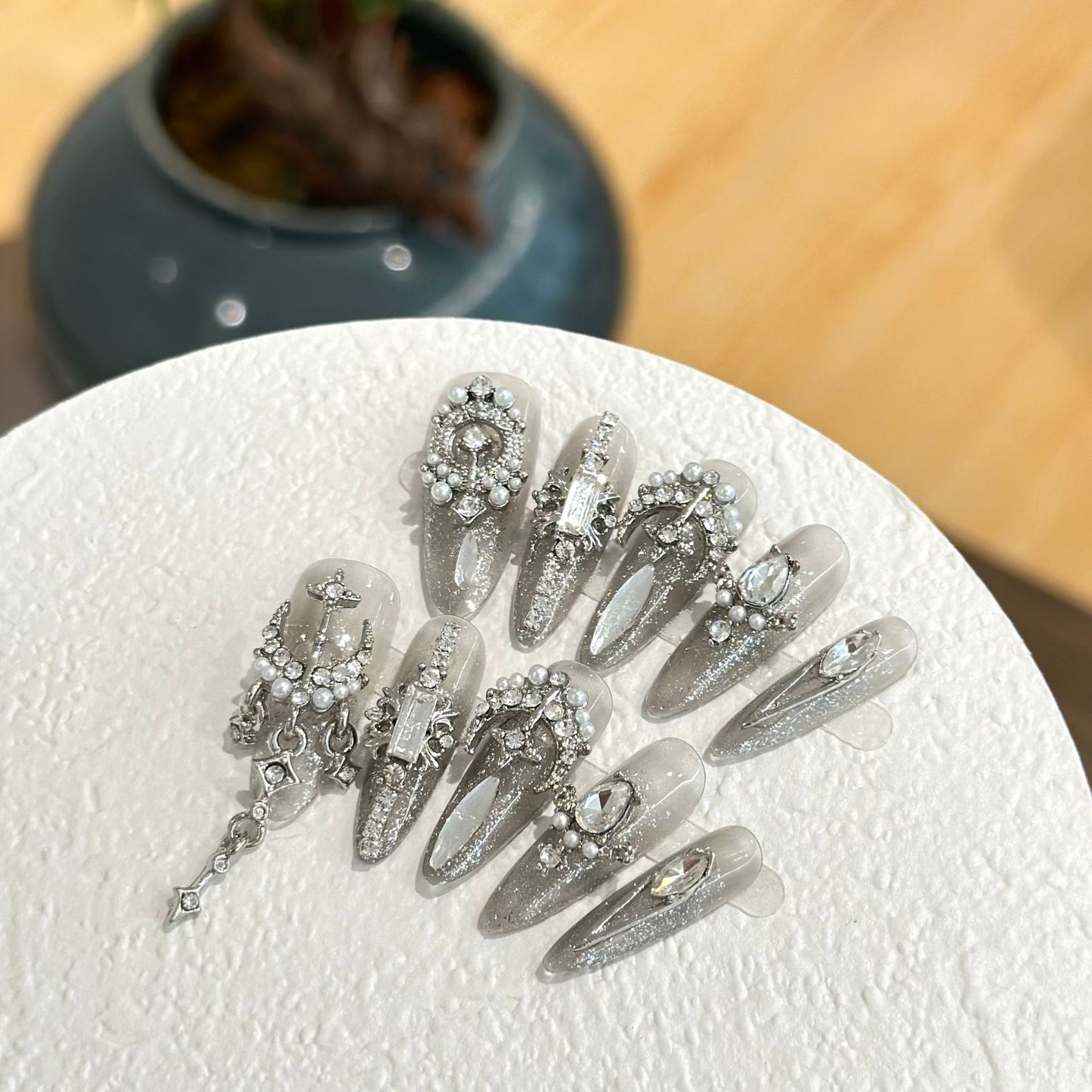 Handmade Press On Nails B001