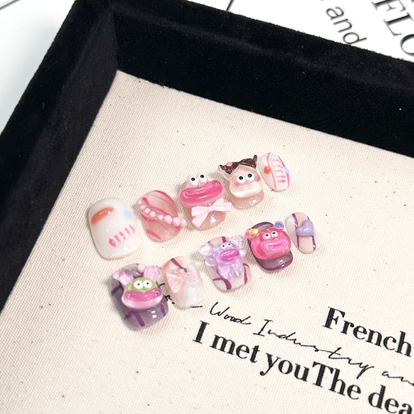 Handmade Press On Nails B077