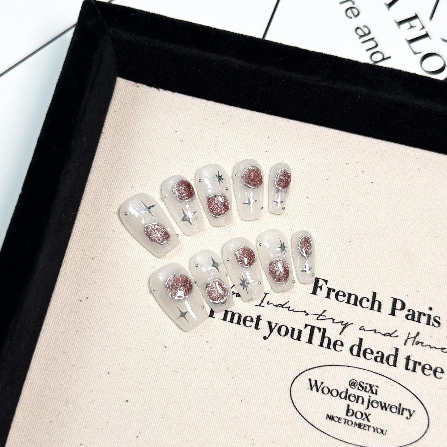 Handmade Press On Nails B079