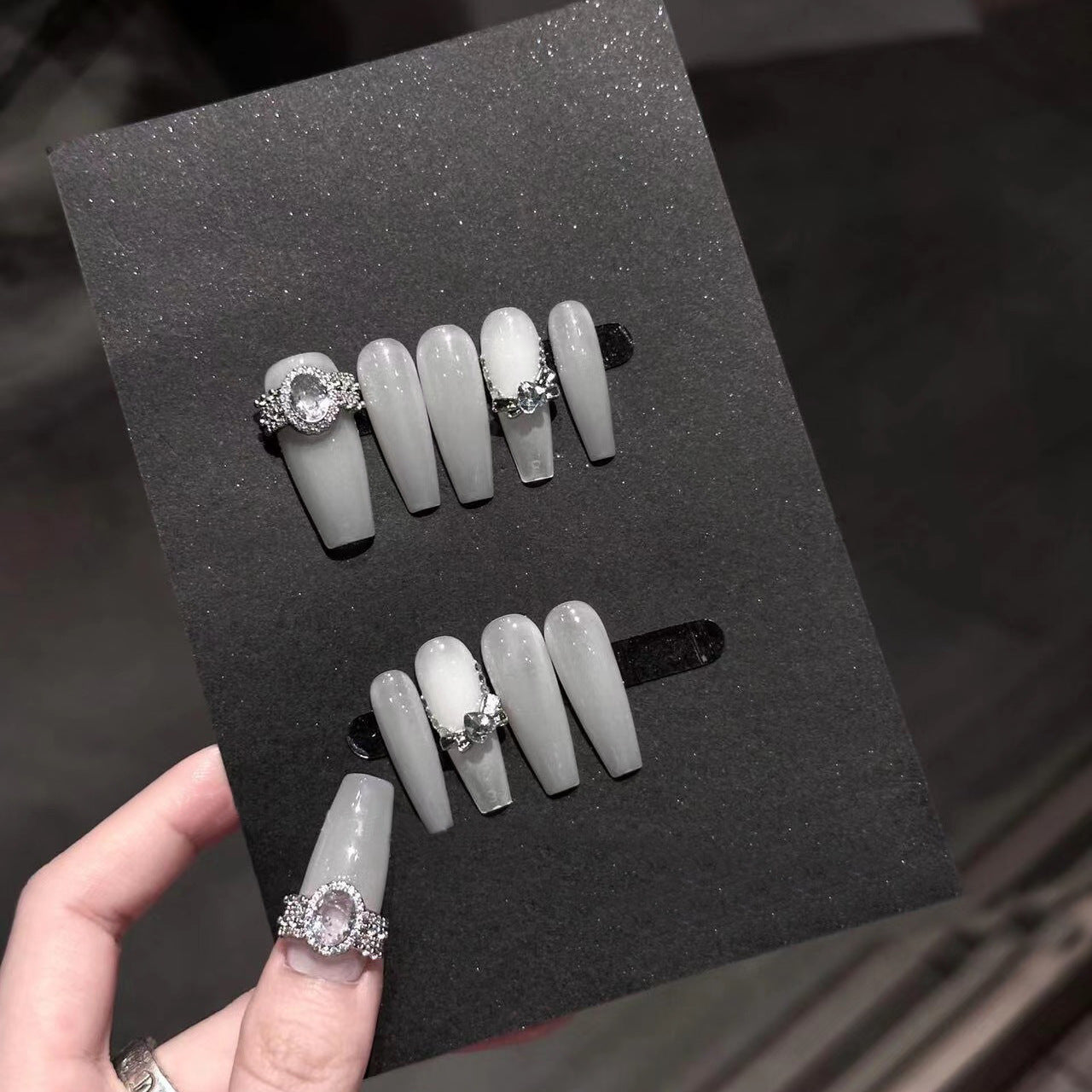 Handmade Press On Nails B083