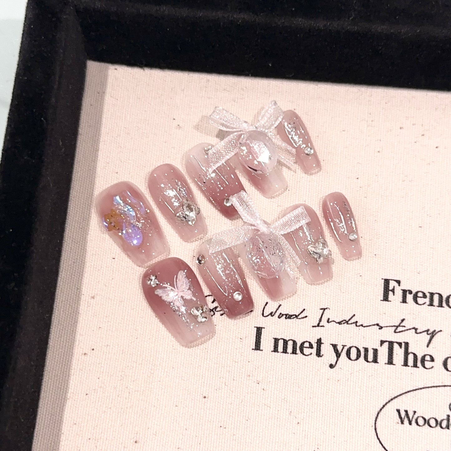Handmade Press On Nails B086