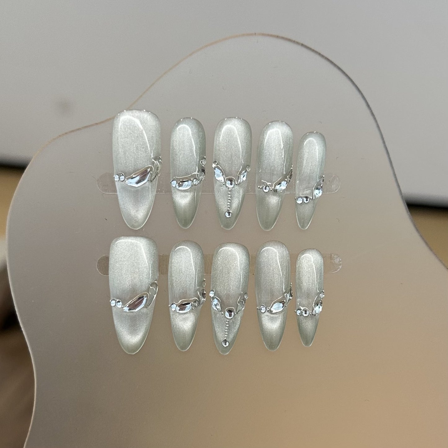 Handmade Press On Nails C100
