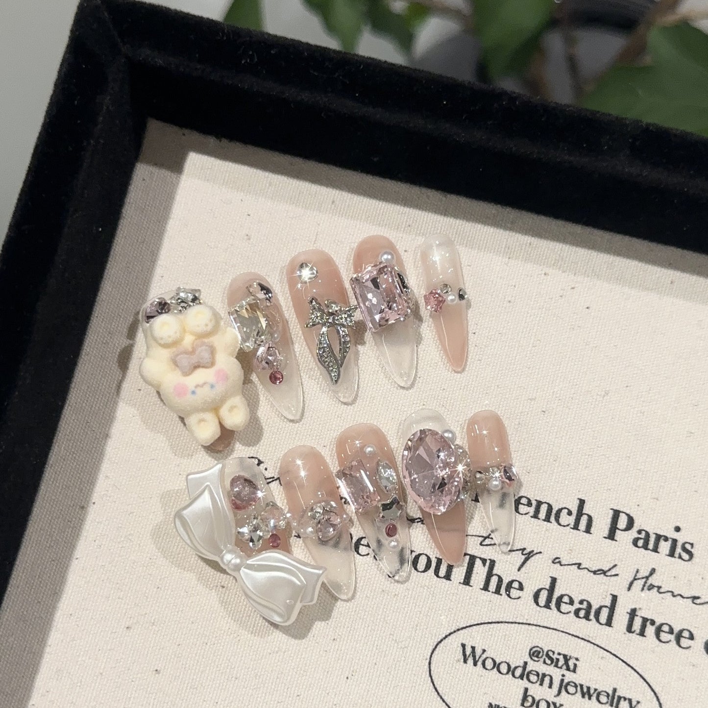 Handmade Press On Nails B136