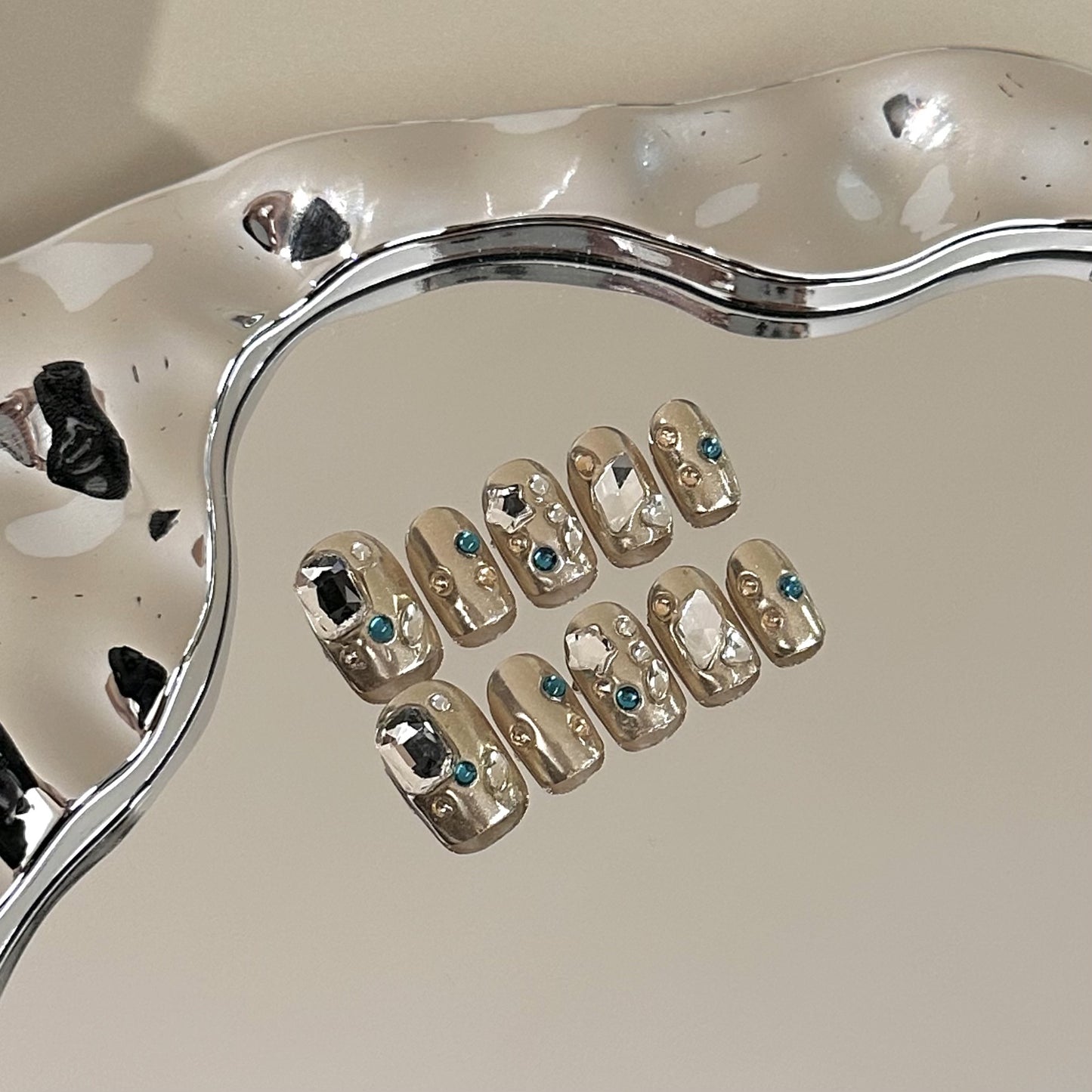 Handmade Press On Nails C155
