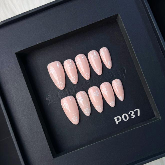 Handmade press on nail P037