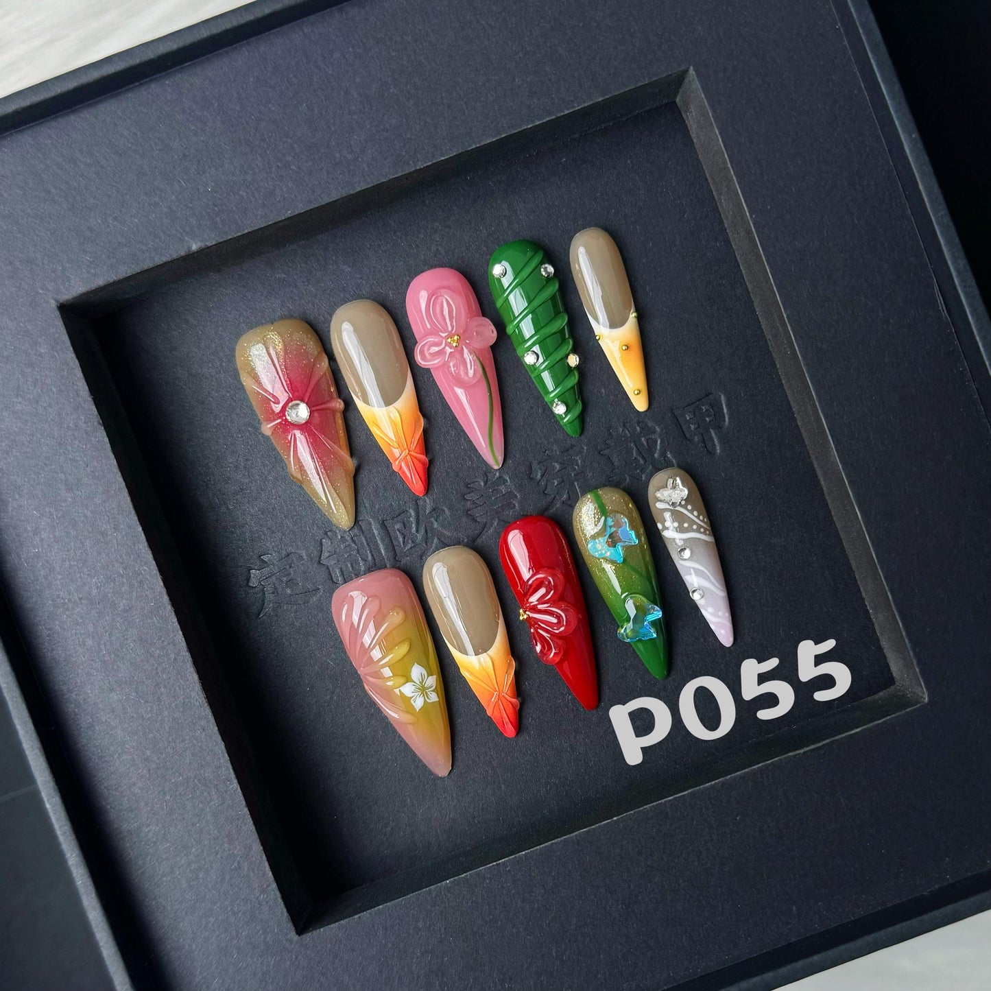 Handmade press on nail P055