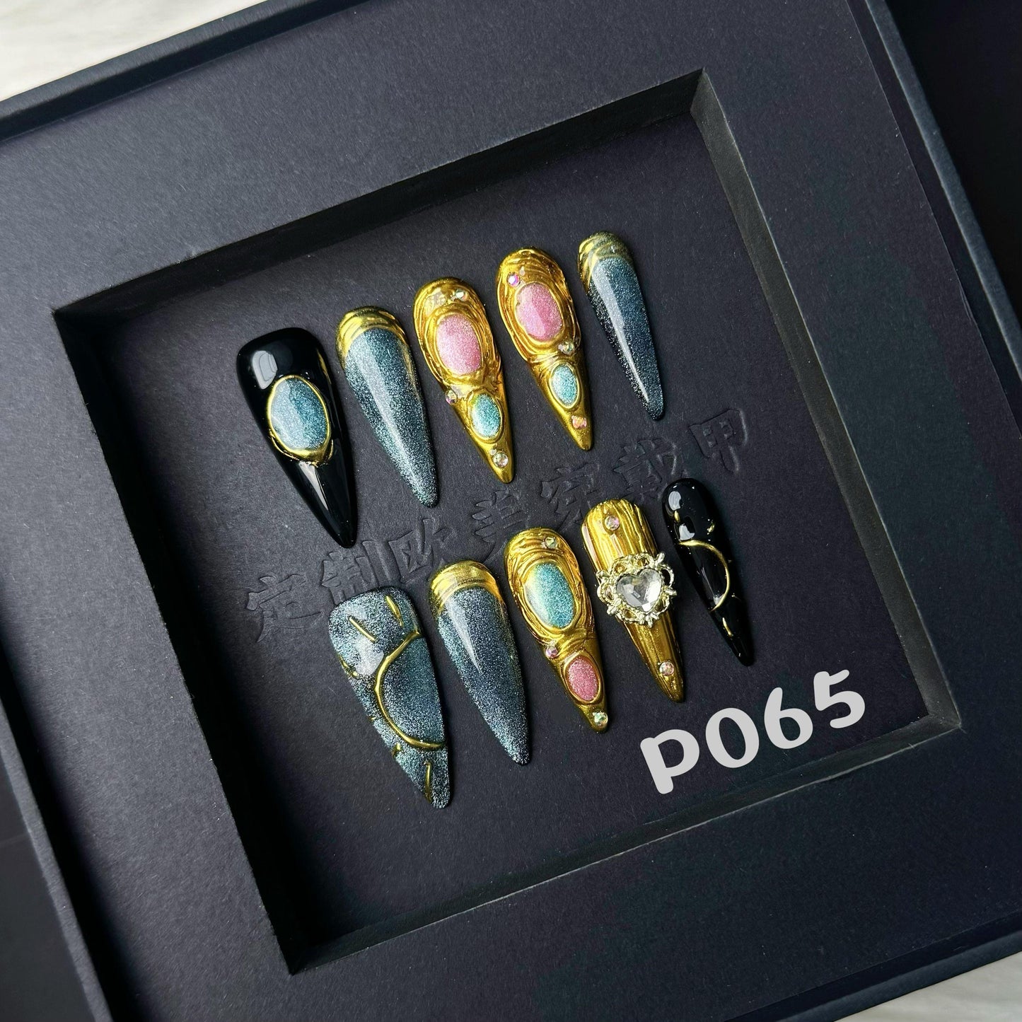 Handmade press on nail P065