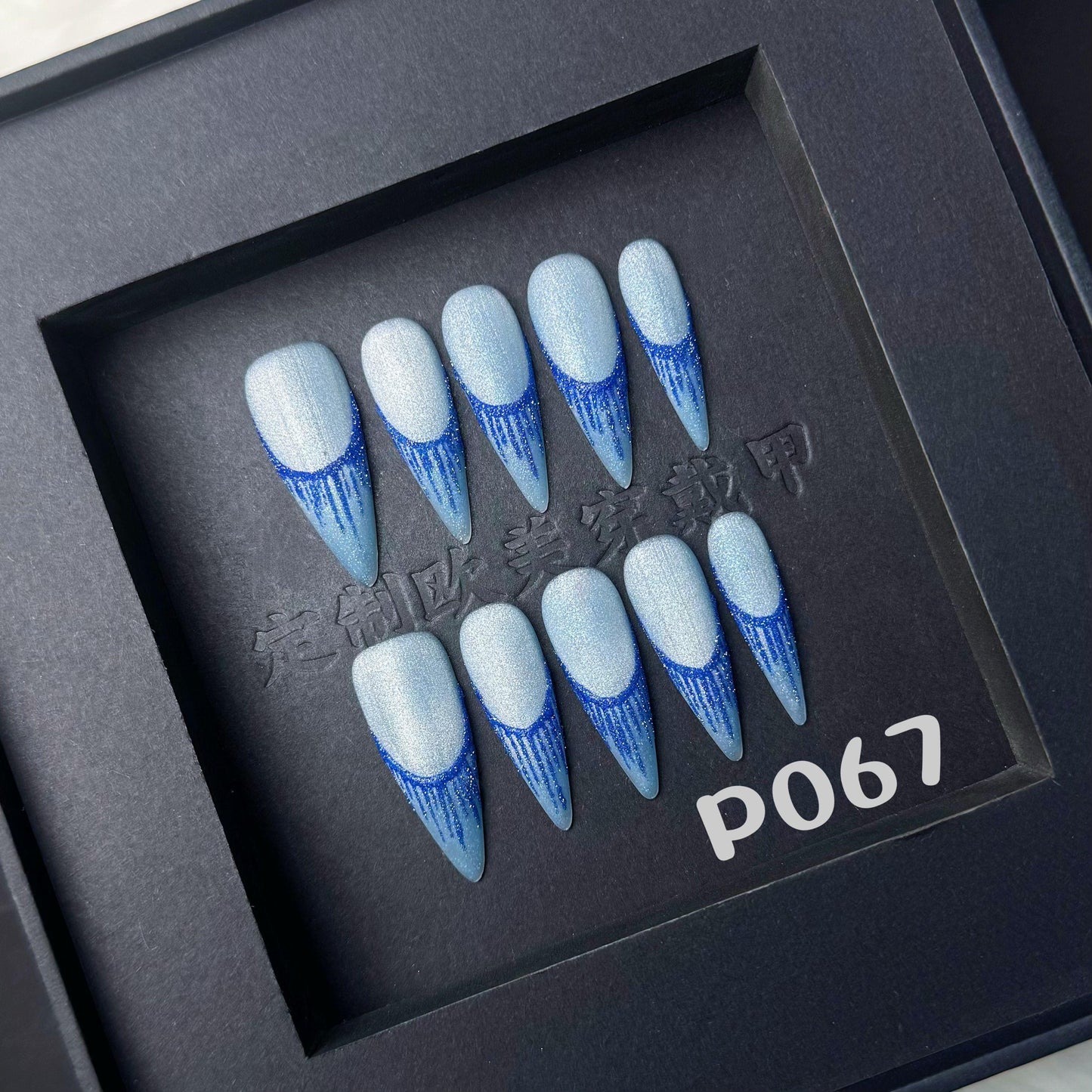 Handmade press on nail P067