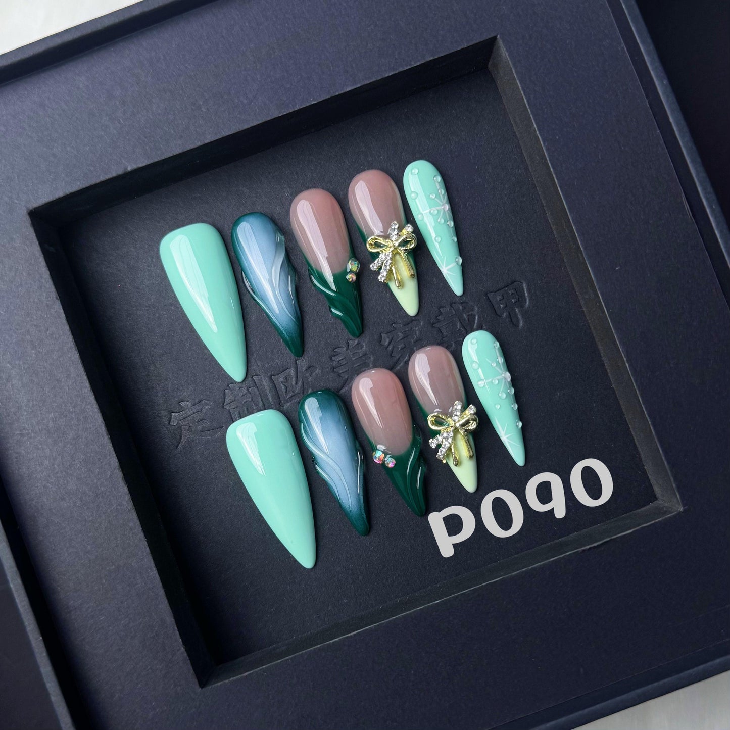 Handmade press on nail P090