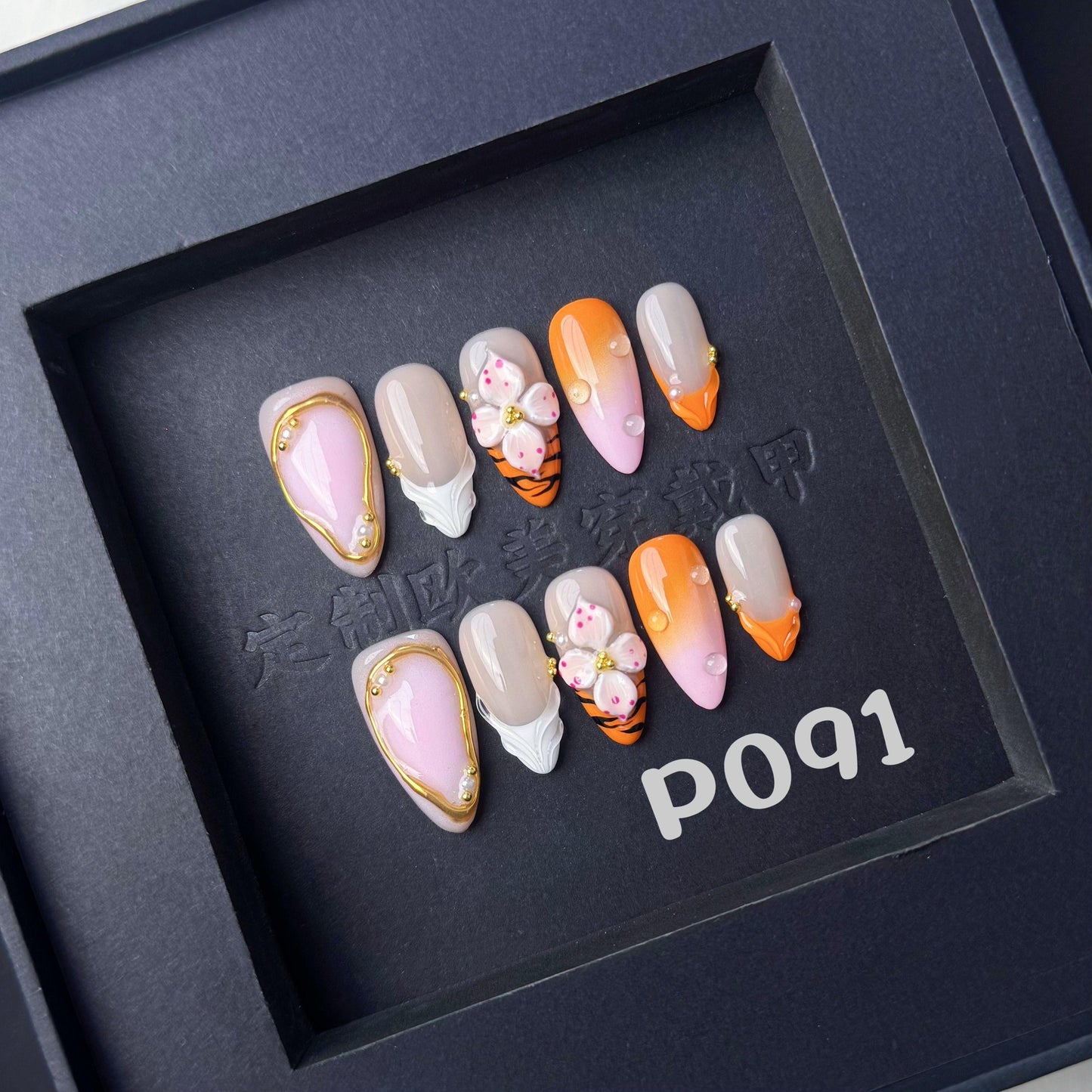 Handmade press on nail P091