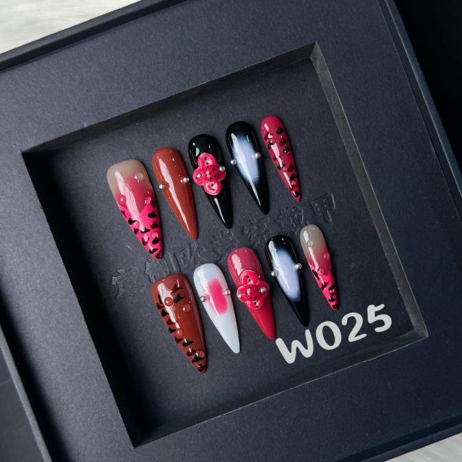 Handmade press on nail W025