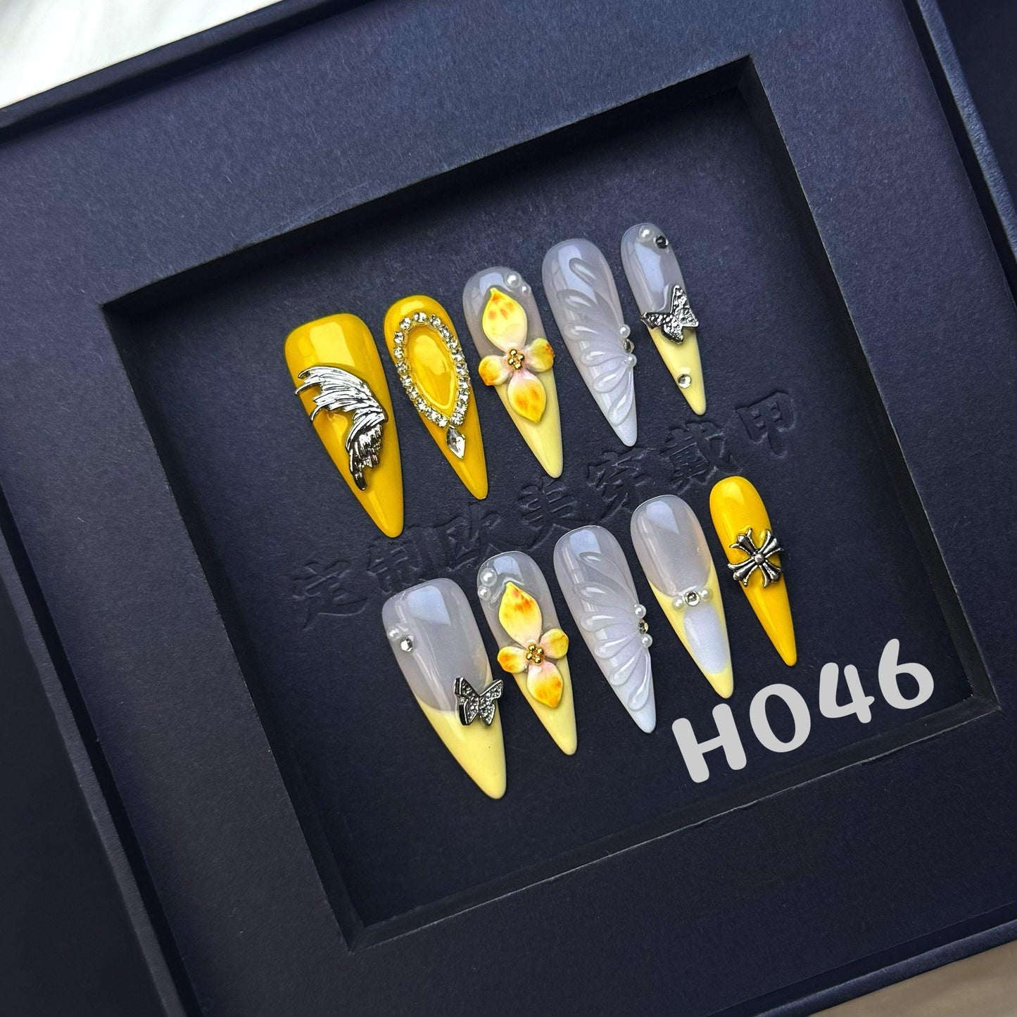 Handmade press on nail H046