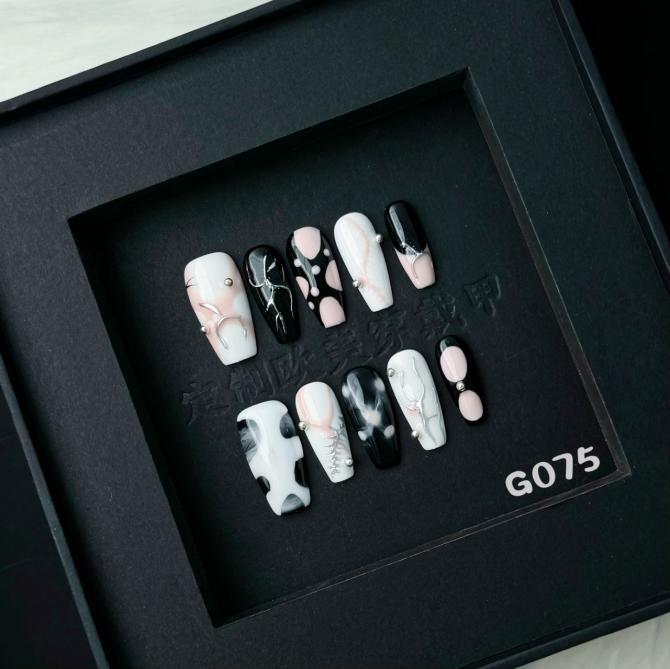 Handmade press on nail G075