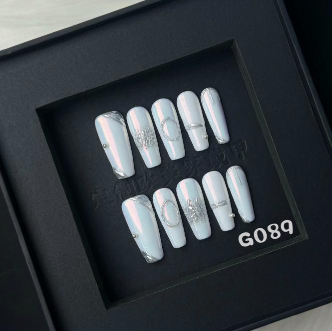 Handmade press on nail G089