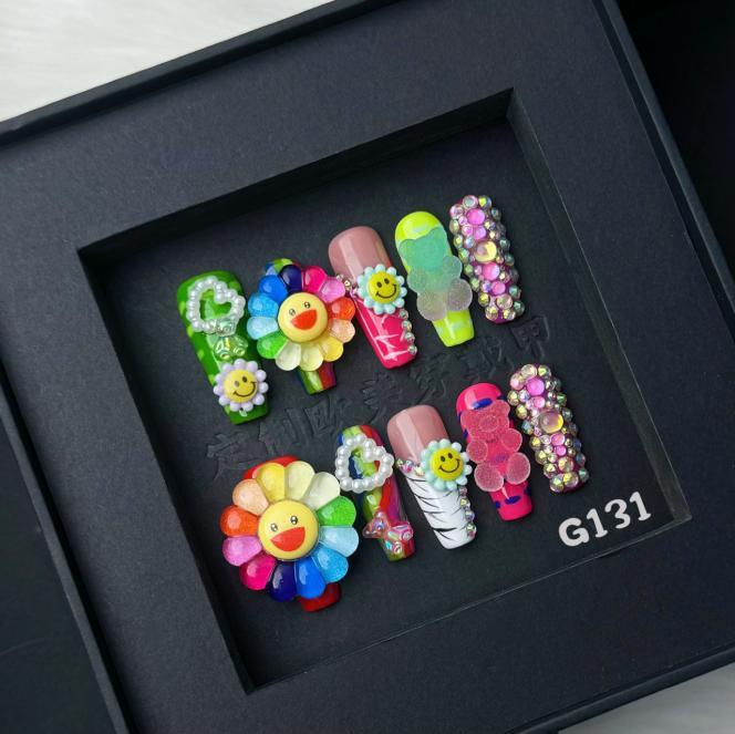 Handmade press on nail G131