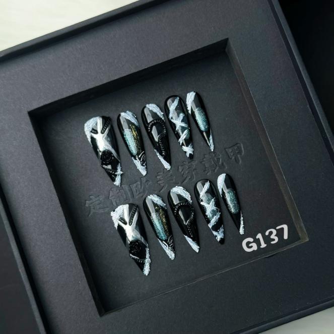 Handmade press on nail G137