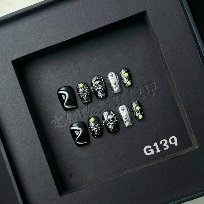 Handmade press on nail G139