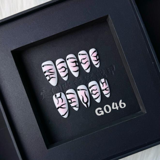 Handmade press on nail G046