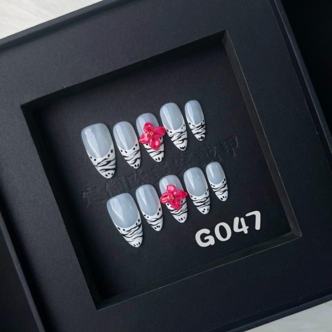 Handmade press on nail G047