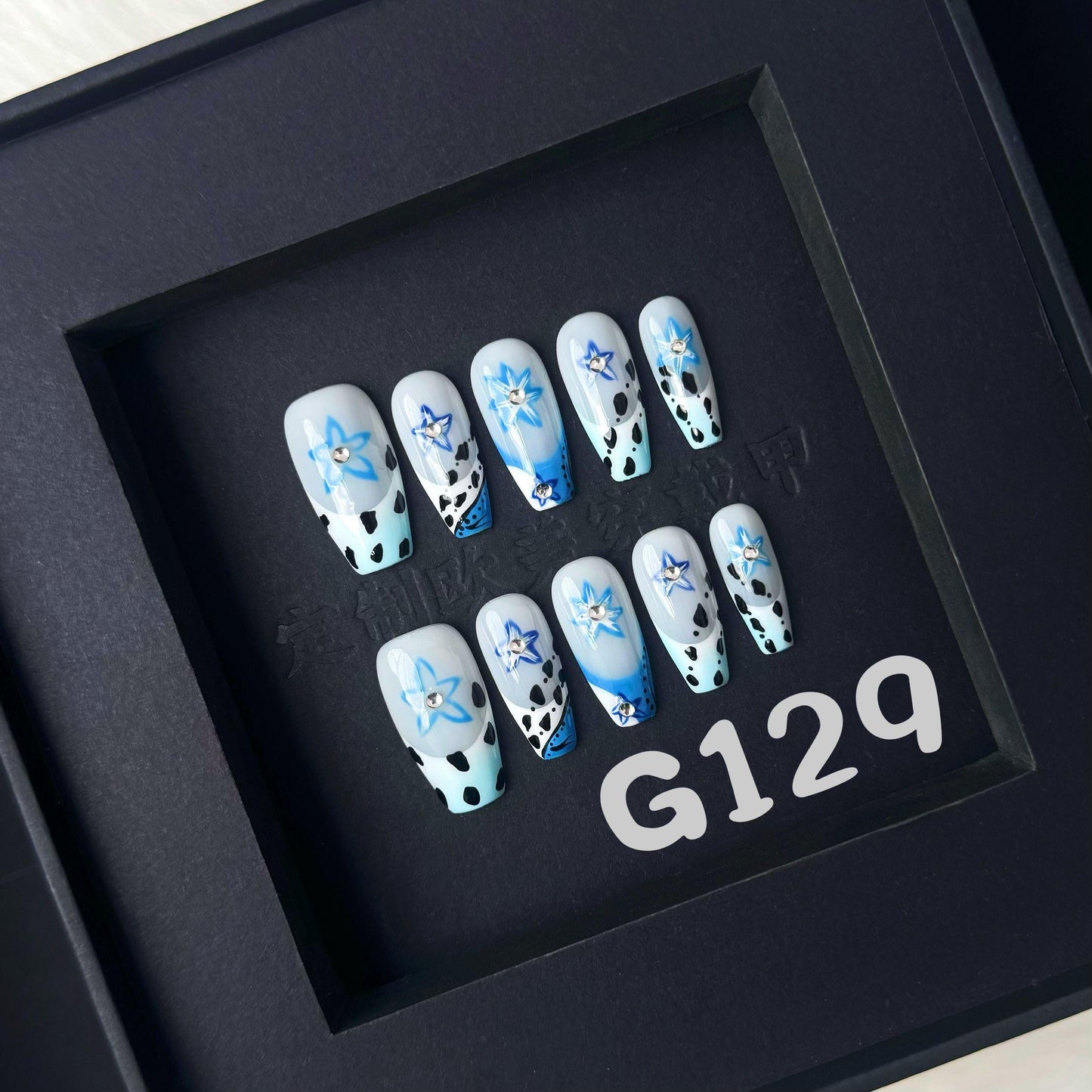 Handmade press on nail G129