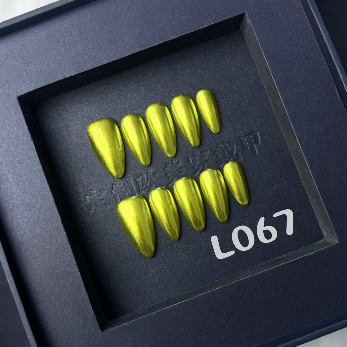 Handmade press on nail L067