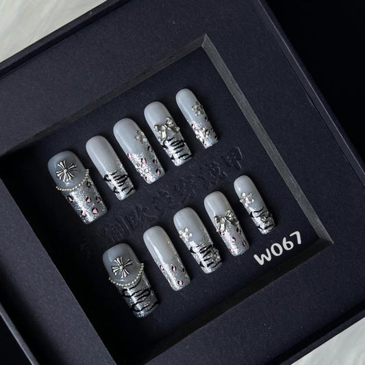 Handmade press on nail W067