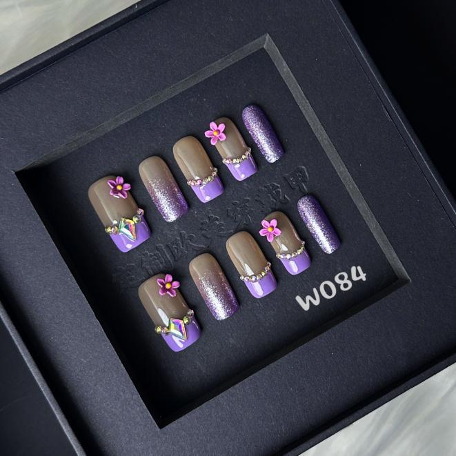 Handmade press on nail W084