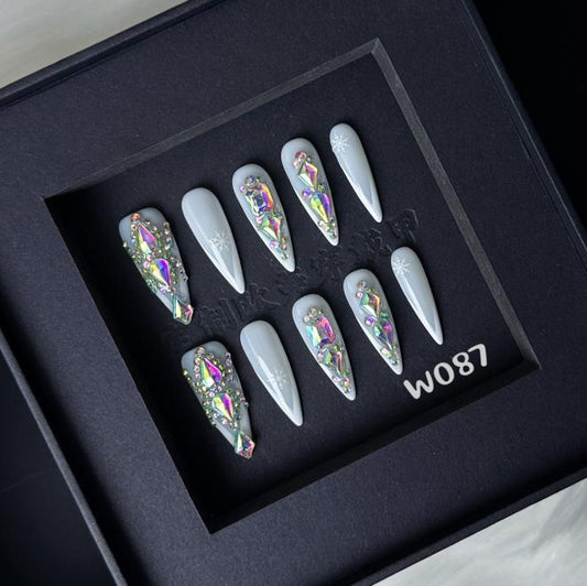 Handmade press on nail W087