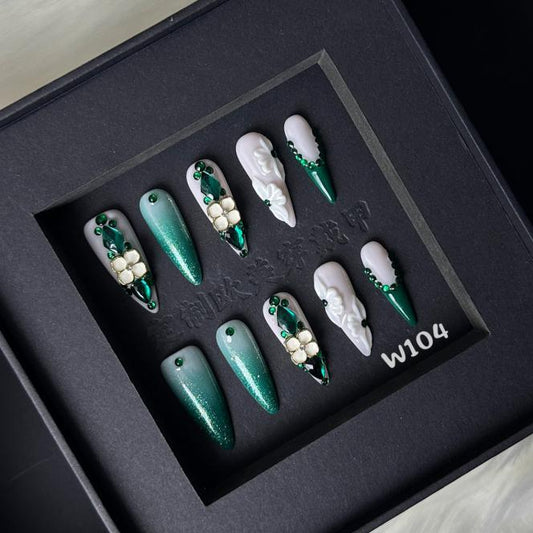 Handmade press on nail W104